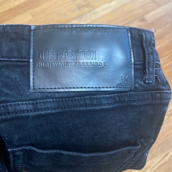 One teaspoon high waist black jeans with cut out knee - Picture 3 of 3